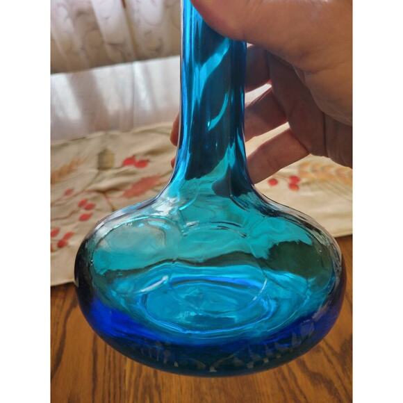 Vintage Blue Glass Decanter Vase, No Stopper, Japan 9-1/4" Tall - Picture 2 of 5